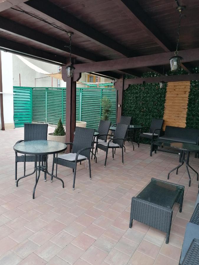 Ana Boutique Alba Iulia Exterior foto